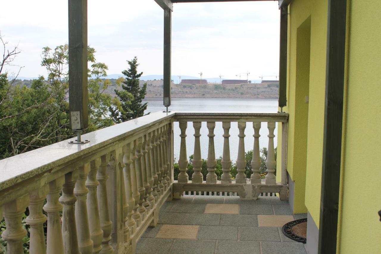 Primavera Omišalj المظهر الخارجي الصورة